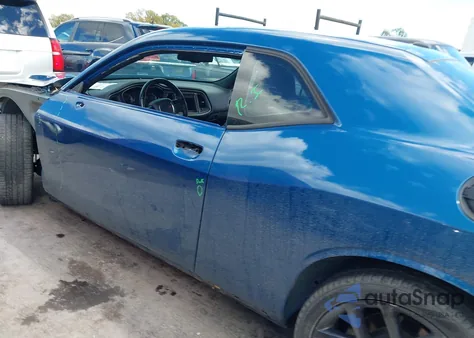 2021 Dodge Challenger Sxt из США, поврежденный, VIN 2C3CDZAGXMH615548